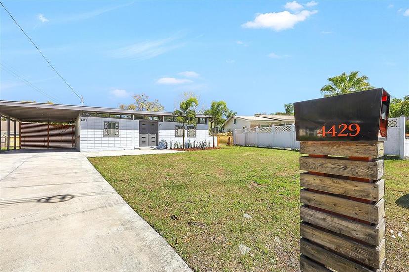 Picture of 4429 Rossmore Drive, Orlando FL 32810