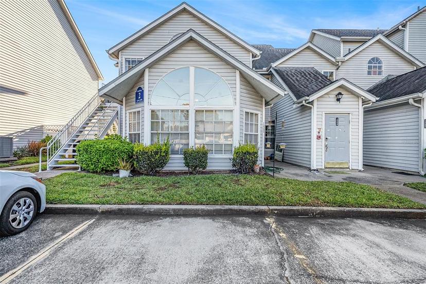 Picture of 12253 Armenia Gables Circle Unit 12253, Tampa FL 33612