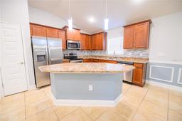 Picture of 1061 Citrus Landings Boulevard, Davenport, FL 33837