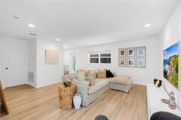 Picture of 1517 E Esther Street, Orlando, FL 32806