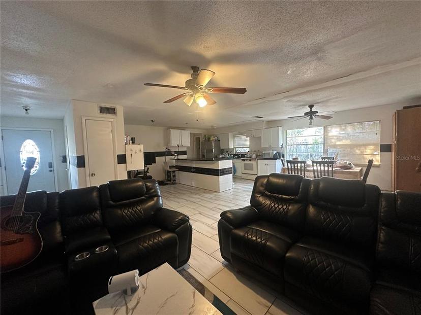 Picture of 837 Quintilian Avenue, Orlando FL 32809