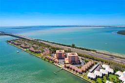 Picture of 7432 Sunshine Skyway Lane S Unit 602, St Petersburg, FL 33711
