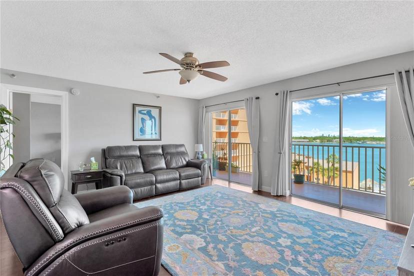 Picture of 7432 Sunshine Skyway Lane S Unit 602, St Petersburg FL 33711