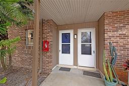 Picture of 10423 Carrollbrook Circle Unit 102, Tampa, FL 33618