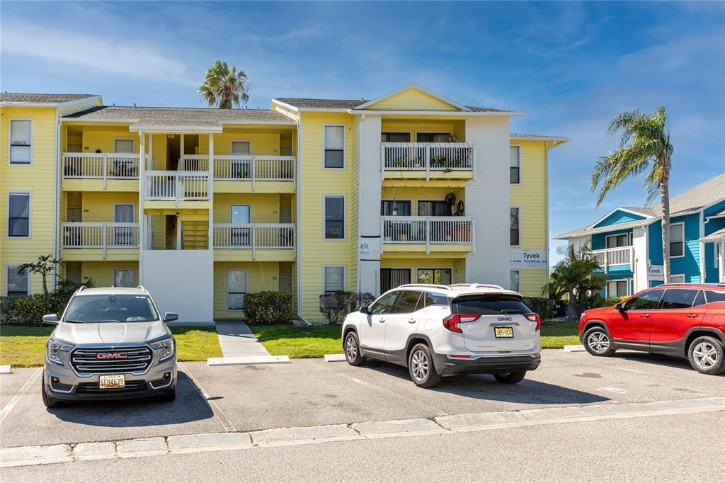Picture of 455 Alt 19 S Unit 162, Palm Harbor, FL 34683
