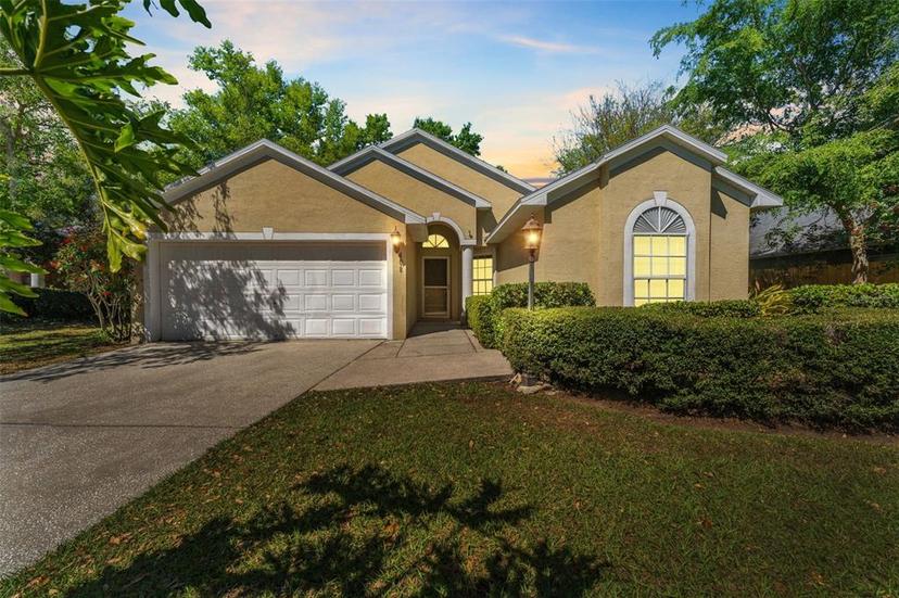 Picture of 408 Valencia Park Drive, Seffner FL 33584