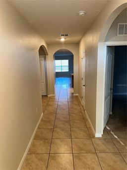 Picture of 717 Squires Grove Dr, Winter Haven, FL 33880