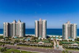 Picture of 1520 Gulf Boulevard Unit Ph2, Clearwater Beach, FL 33767