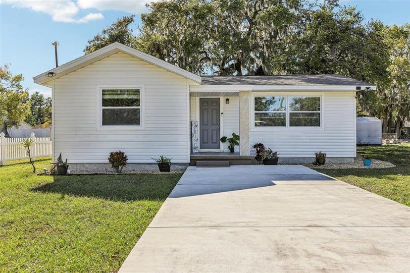 Picture of 1009 Center Street, Plant City FL 33563