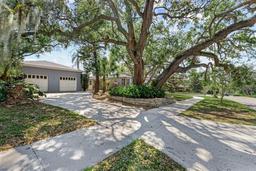Picture of 325 Orangeview Avenue, Clearwater, FL 33755