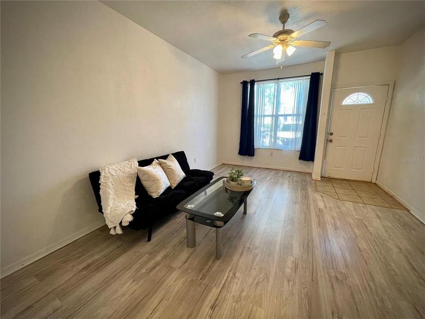 Picture of 3970 SW 20Th Avenue Unit 906, Gainesville FL 32607
