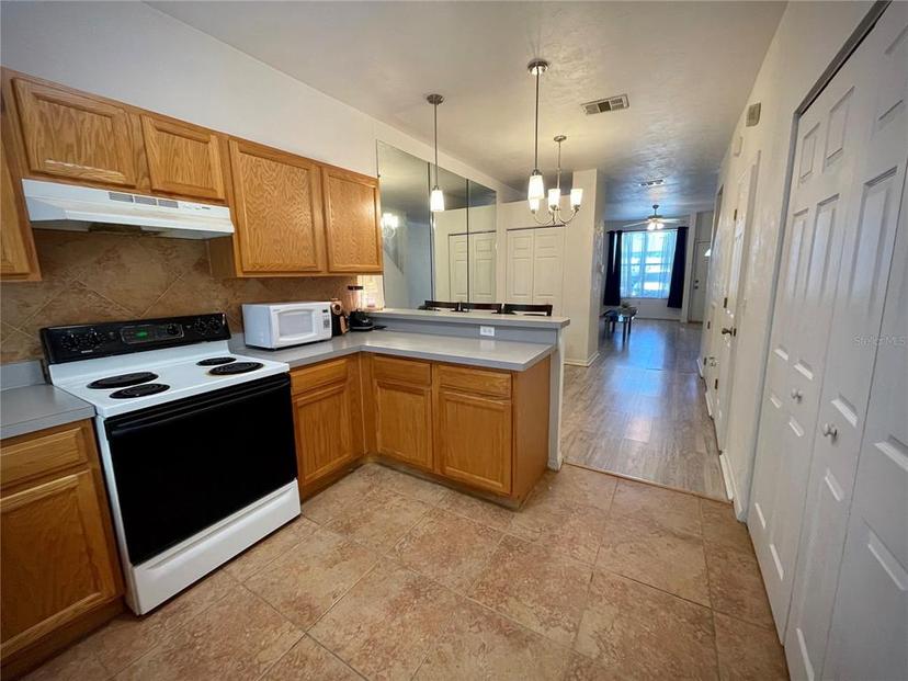Picture of 3970 SW 20Th Avenue Unit 906, Gainesville FL 32607