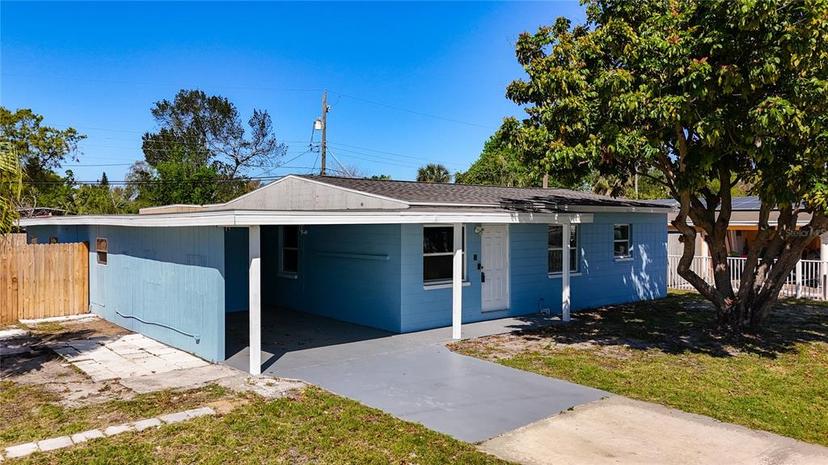 Picture of 4716 Town N Country Boulevard, Tampa FL 33615