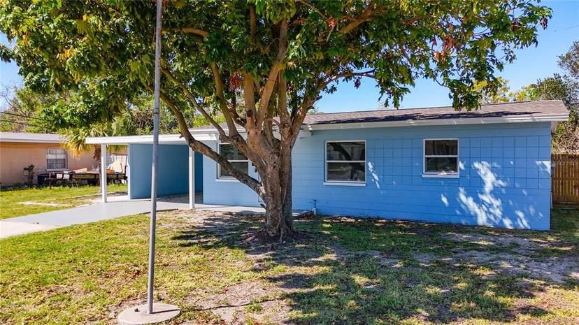 Picture of 4716 Town N Country Boulevard, Tampa FL 33615