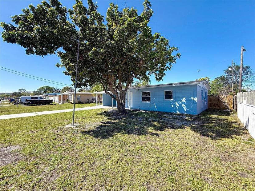 Picture of 4716 Town N Country Boulevard, Tampa FL 33615