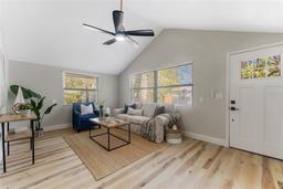 Picture of 1941 48Th Street S, St Petersburg, FL 33711
