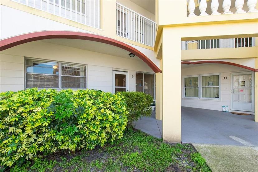 Picture of 2431 Franciscan Drive Unit 9, Clearwater FL 33763