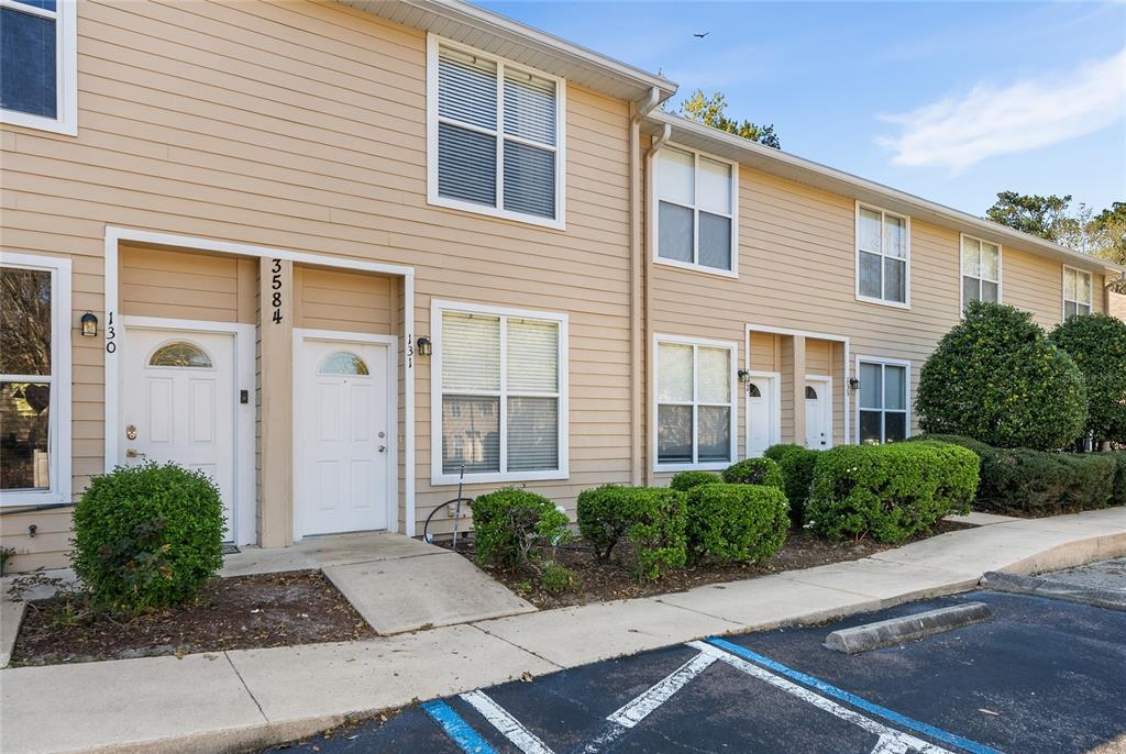 Picture of 3584 SW 30Th Way Unit 131, Gainesville, FL 32608