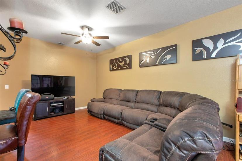 Picture of 5831 Leopardstown Drive, Tampa FL 33610