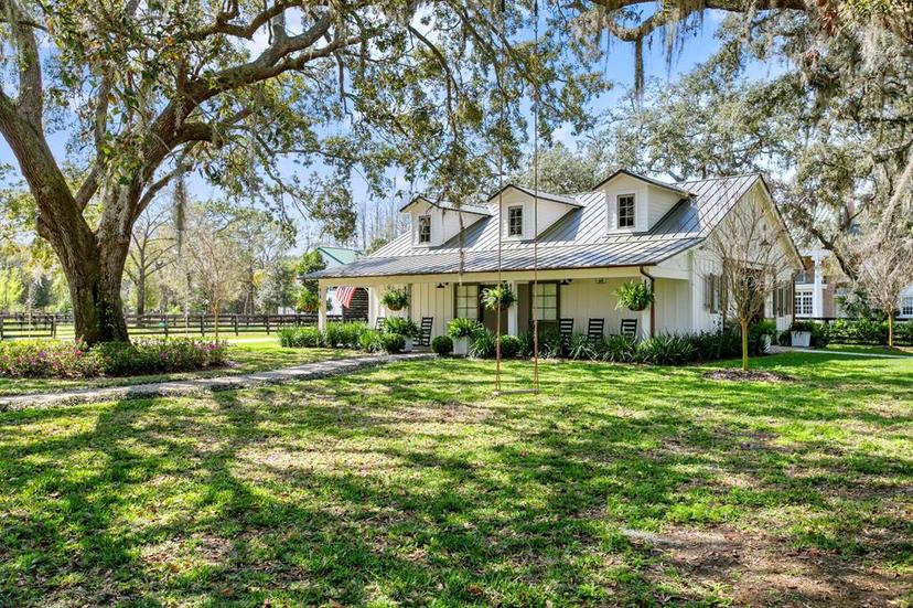 Picture of 10101 Tarpon Springs Road, Odessa FL 33556