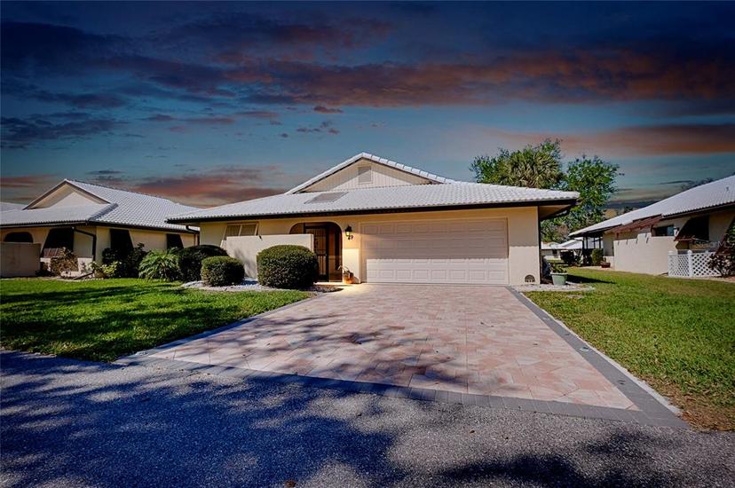 Picture of 49 Sandstone Circle, Venice FL 34293