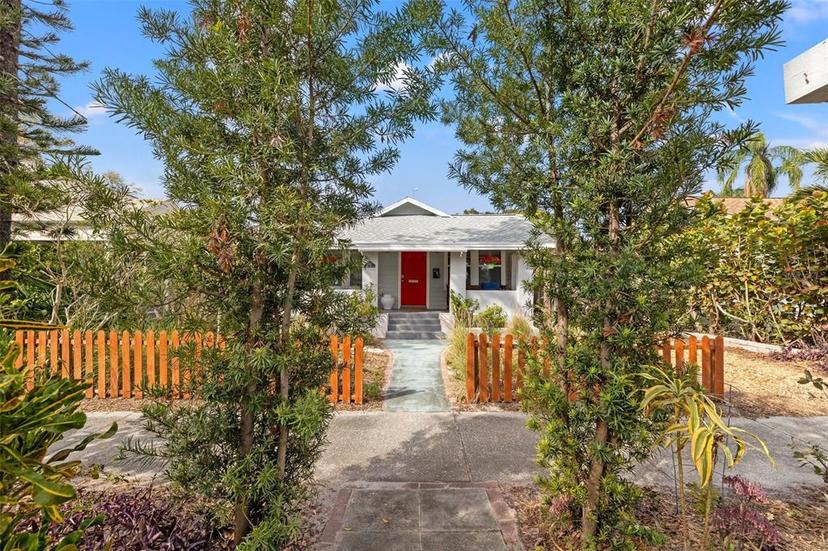 Picture of 2517 3Rd Avenue N, St Petersburg FL 33713
