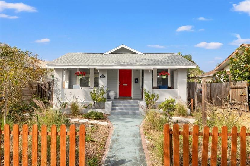 Picture of 2517 3Rd Avenue N, St Petersburg FL 33713
