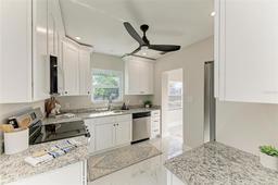 Picture of 2512 Riverside Drive E, Bradenton, FL 34208