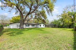 Picture of 1881 Oak Park Drive N, Clearwater, FL 33764