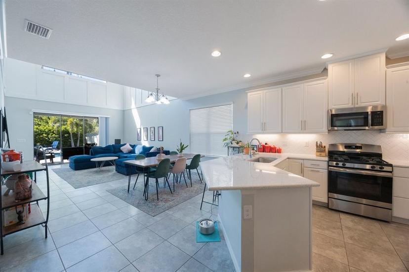 Picture of 8890 Arabella Lane, Seminole FL 33777