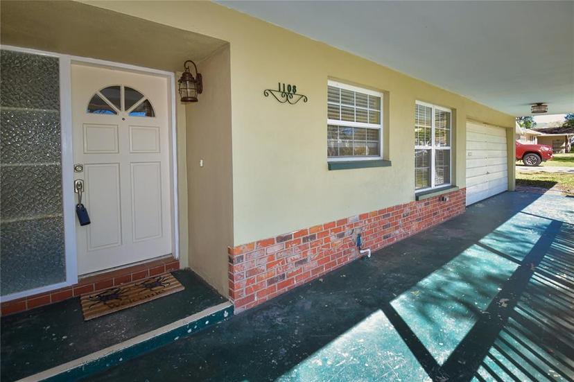 Picture of 1108 Live Oak Court, Clearwater FL 33756