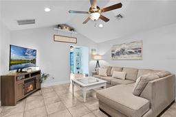 Picture of 19624 E Umatilla Boulevard, Umatilla, FL 32784