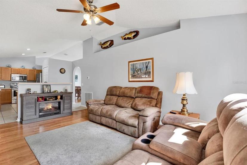 Picture of 7205 Pinehurst Drive, Spring Hill FL 34606