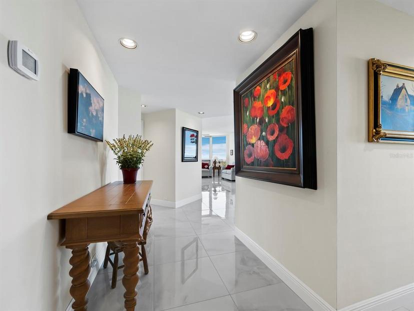 Picture of 1211 Gulf Of Mexico Drive Unit 601, Longboat Key FL 34228
