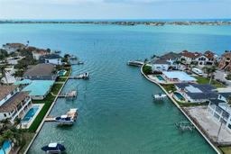 Picture of 33 Sunset Bay Drive, Belleair, FL 33756