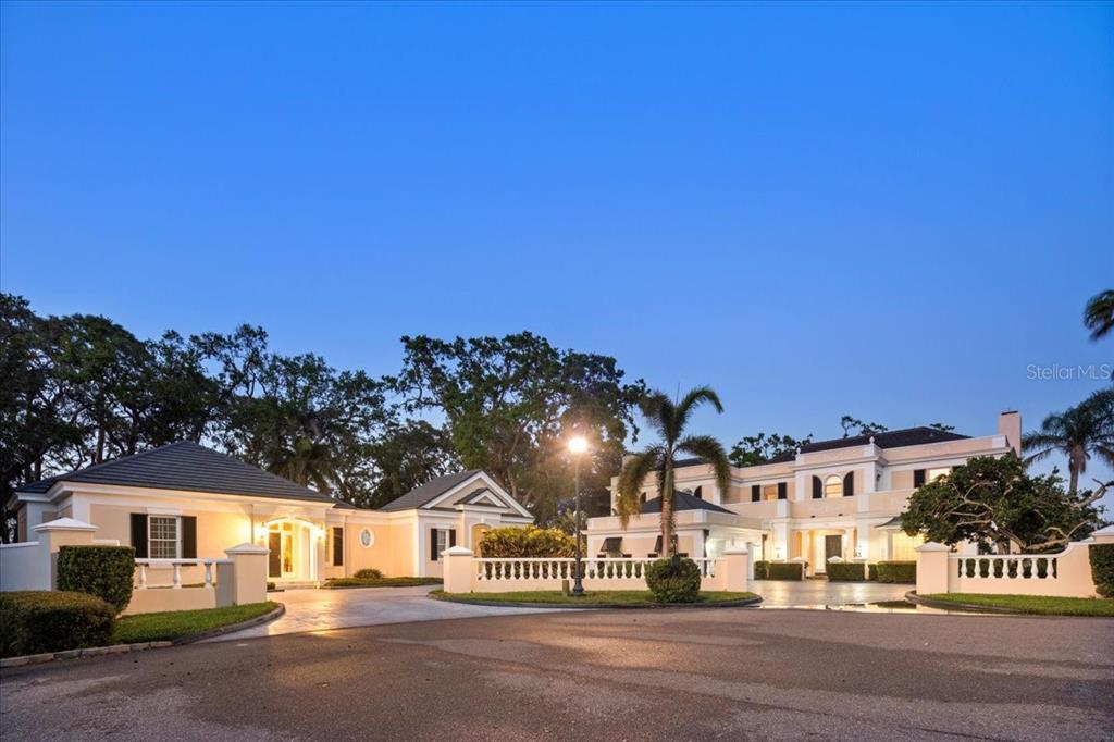 Picture of 236 Saint James Park, Osprey, FL 34229