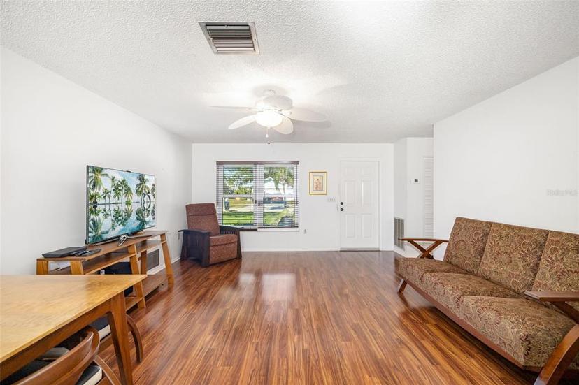 Picture of 1525 Fleetwood Drive, Sarasota FL 34232