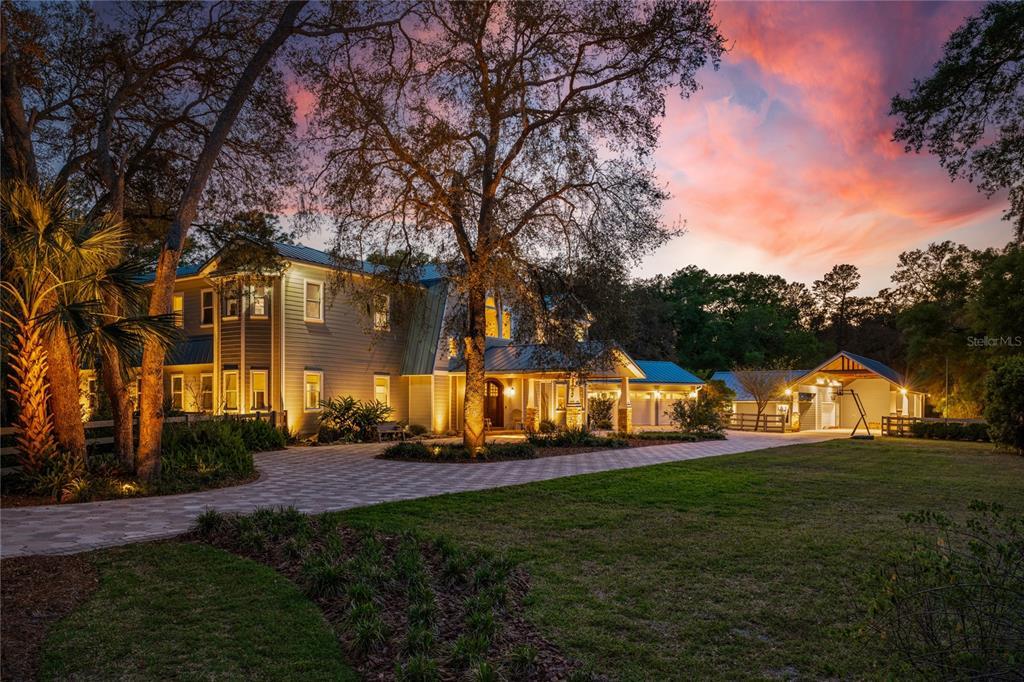 Picture of 2240 W Dale Circle, Deland, FL 32720