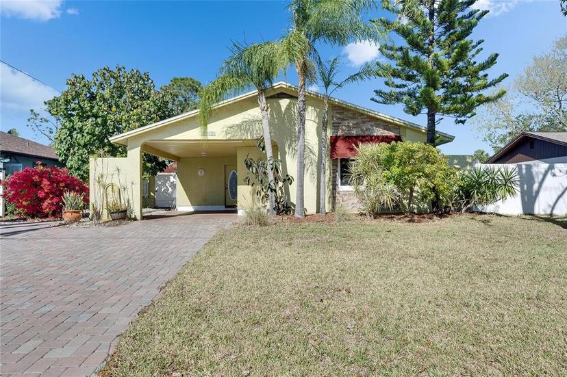 Picture of 10719 Drummond Road, Tampa FL 33615