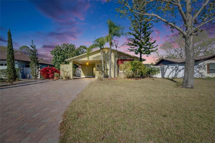 Picture of 10719 Drummond Road, Tampa FL 33615