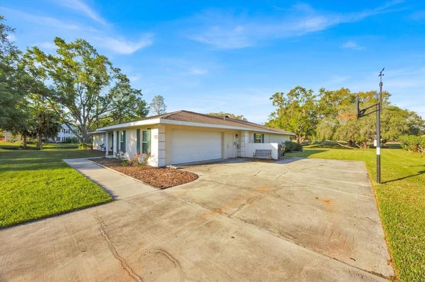 Picture of 141 Greenfield Road, Winter Haven FL 33884