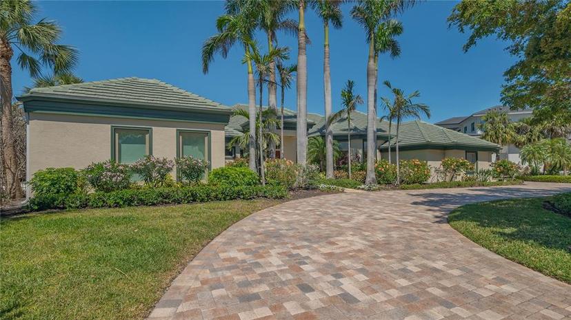 Picture of 316 W Royal Flamingo Drive, Sarasota FL 34236
