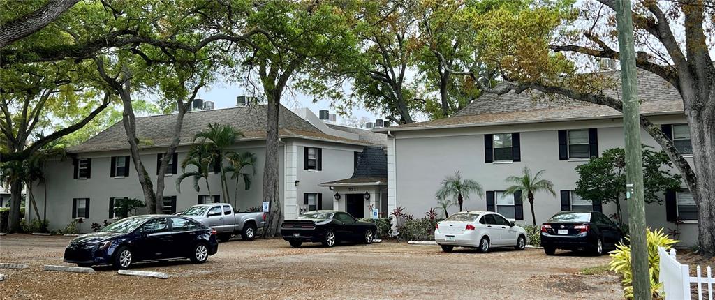 Picture of 5221 Bayshore Boulevard Unit 29, Tampa, FL 33611