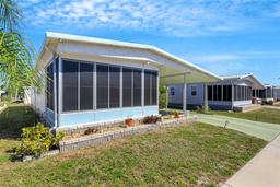 Picture of 5619 Bayshore Road Unit 240, Palmetto, FL 34221