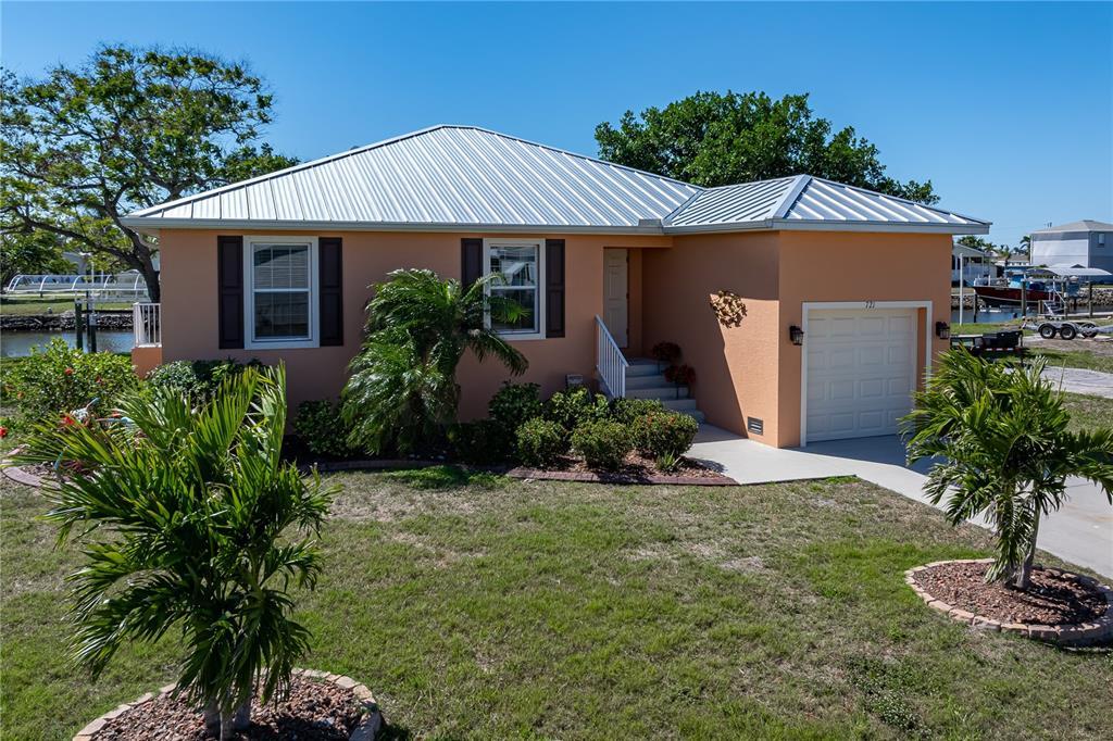 Picture of 721 Dania Court, Punta Gorda, FL 33950