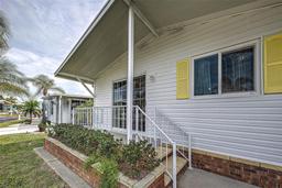 Picture of 54 N Easter Island Circle, Englewood, FL 34223