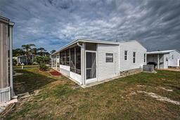 Picture of 54 N Easter Island Circle, Englewood, FL 34223