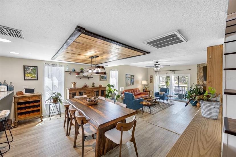 Picture of 255 Capri Circle N Unit 8, Treasure Island FL 33706