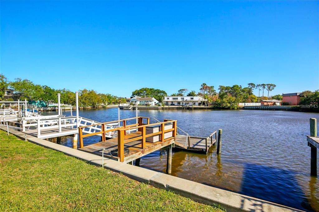 Picture of 609 Westwinds Drive Unit 4, Palm Harbor, FL 34683