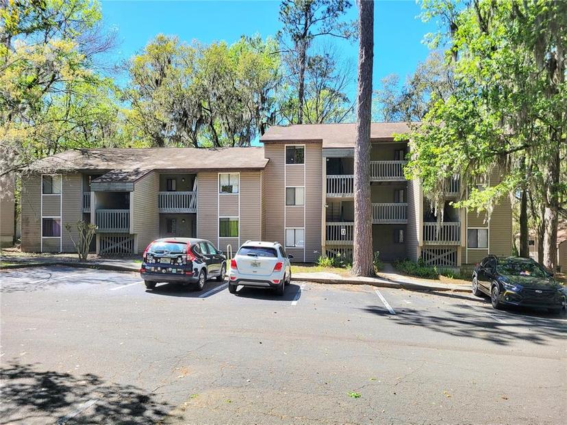 Picture of 109 SE 16Th Avenue Unit Q301, Gainesville FL 32601